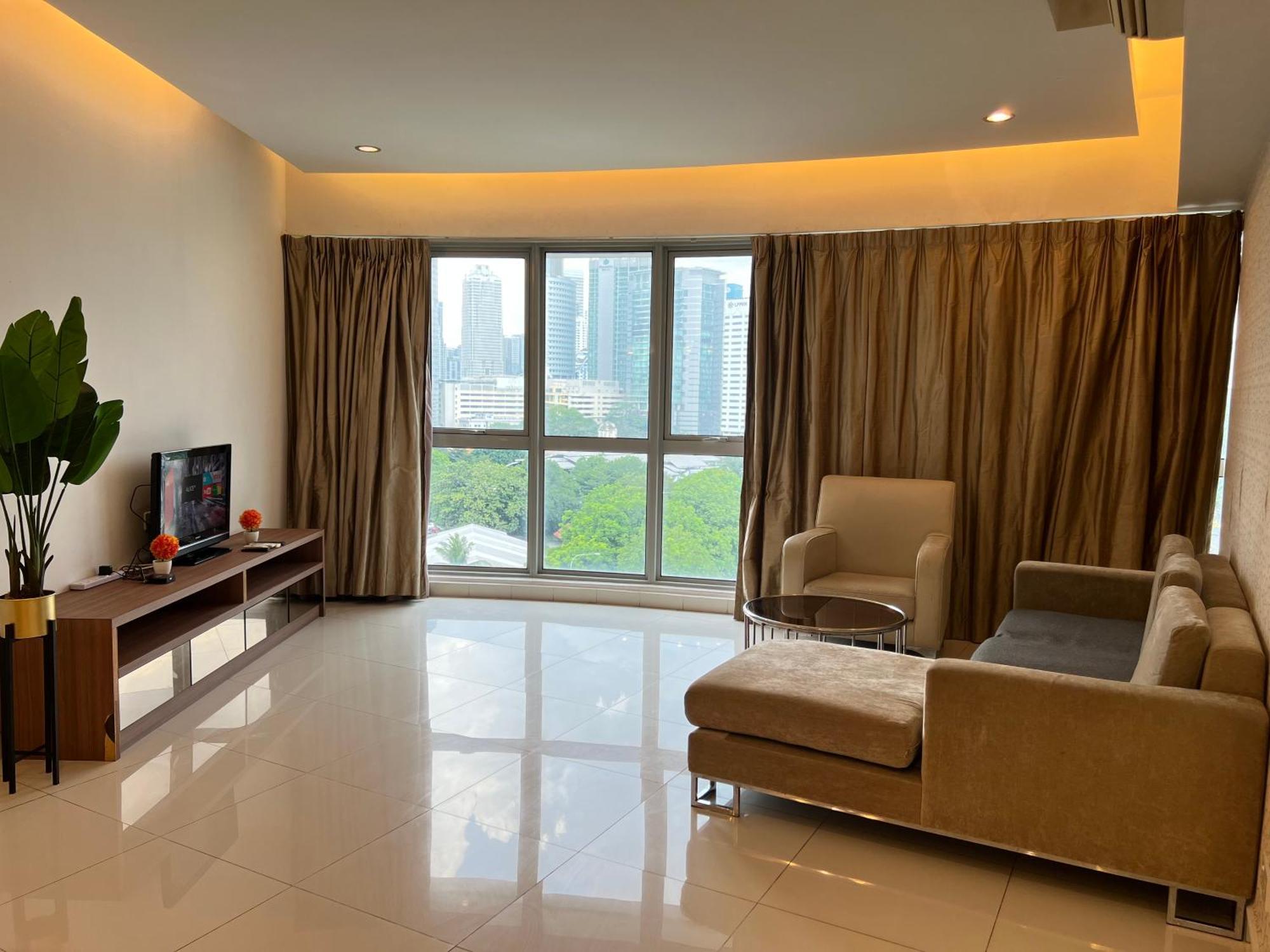 Regalia Service Suites Klcc Skypool Kuala Lumpur Exterior foto