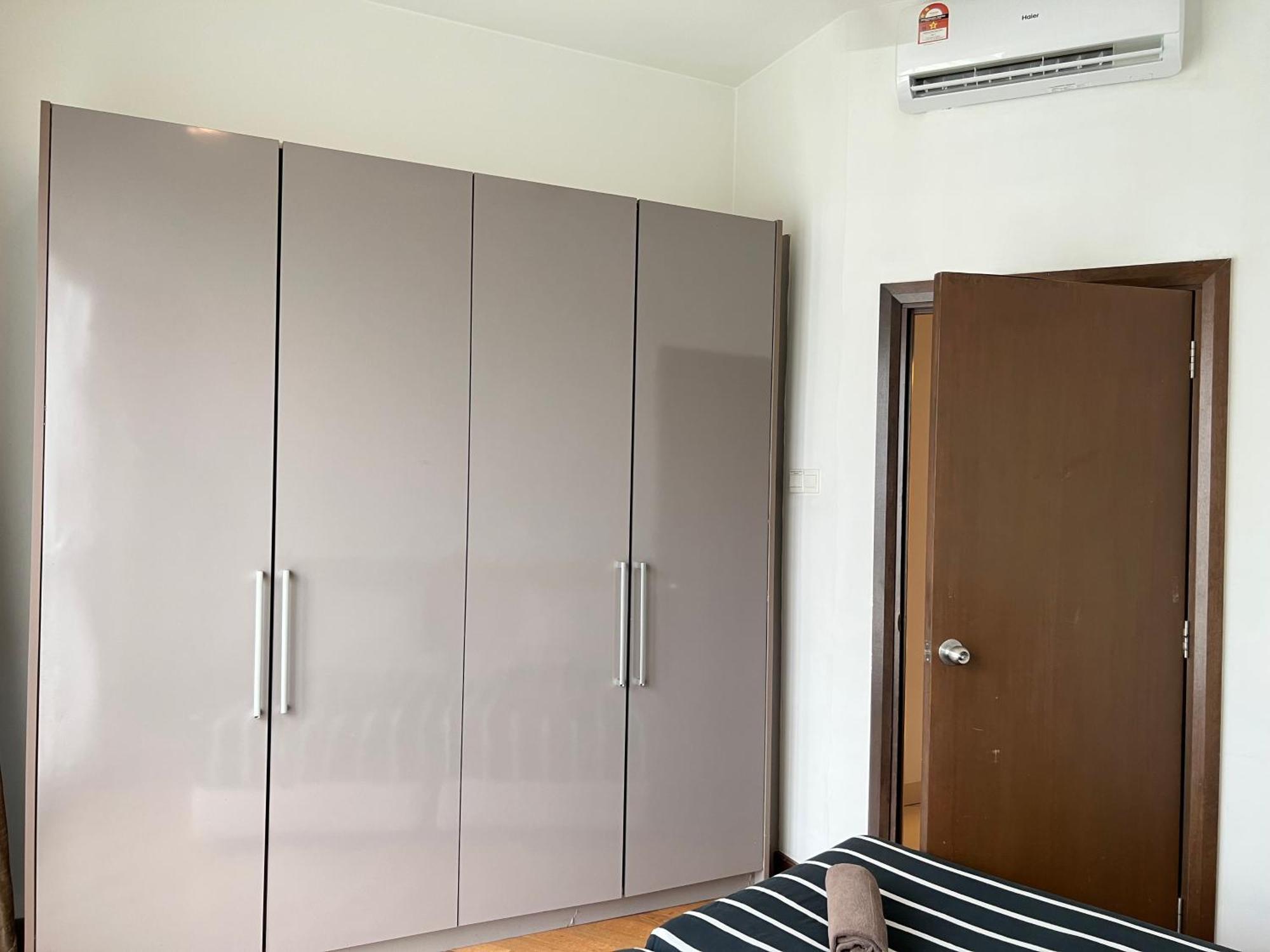 Regalia Service Suites Klcc Skypool Kuala Lumpur Zimmer foto